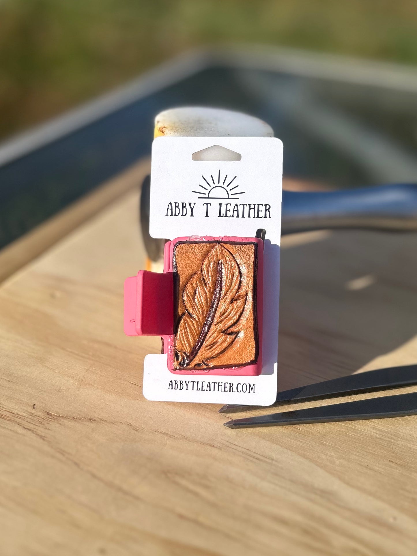 Mini Feather Hairclip