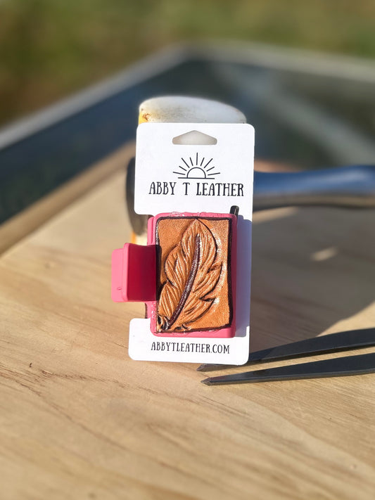 Mini Feather Hairclip