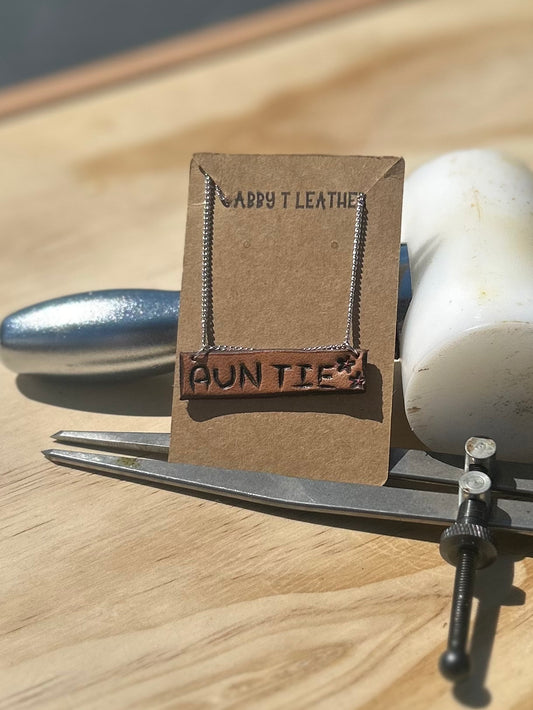 AUNTIE Leather Bar Necklace